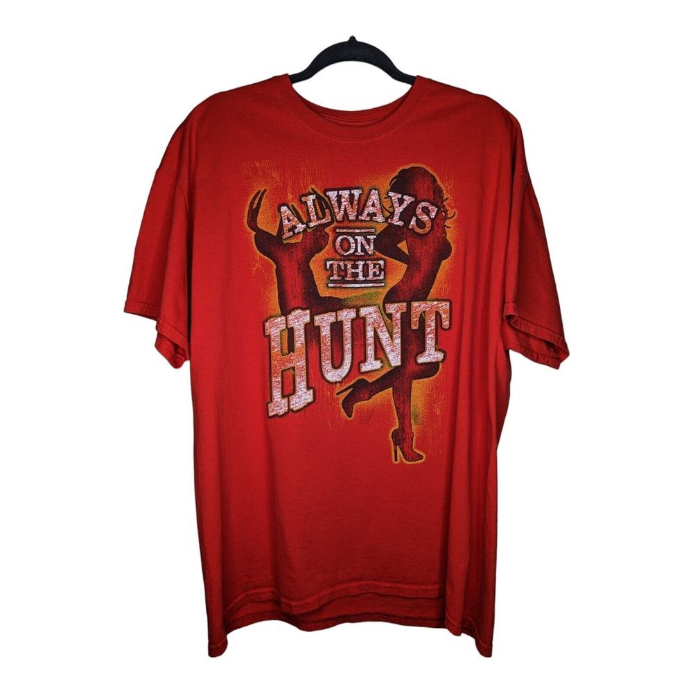 Always On The Hunt Deer T‎ Shirt Mens XL Sexy Woman In Heels Novelty Red